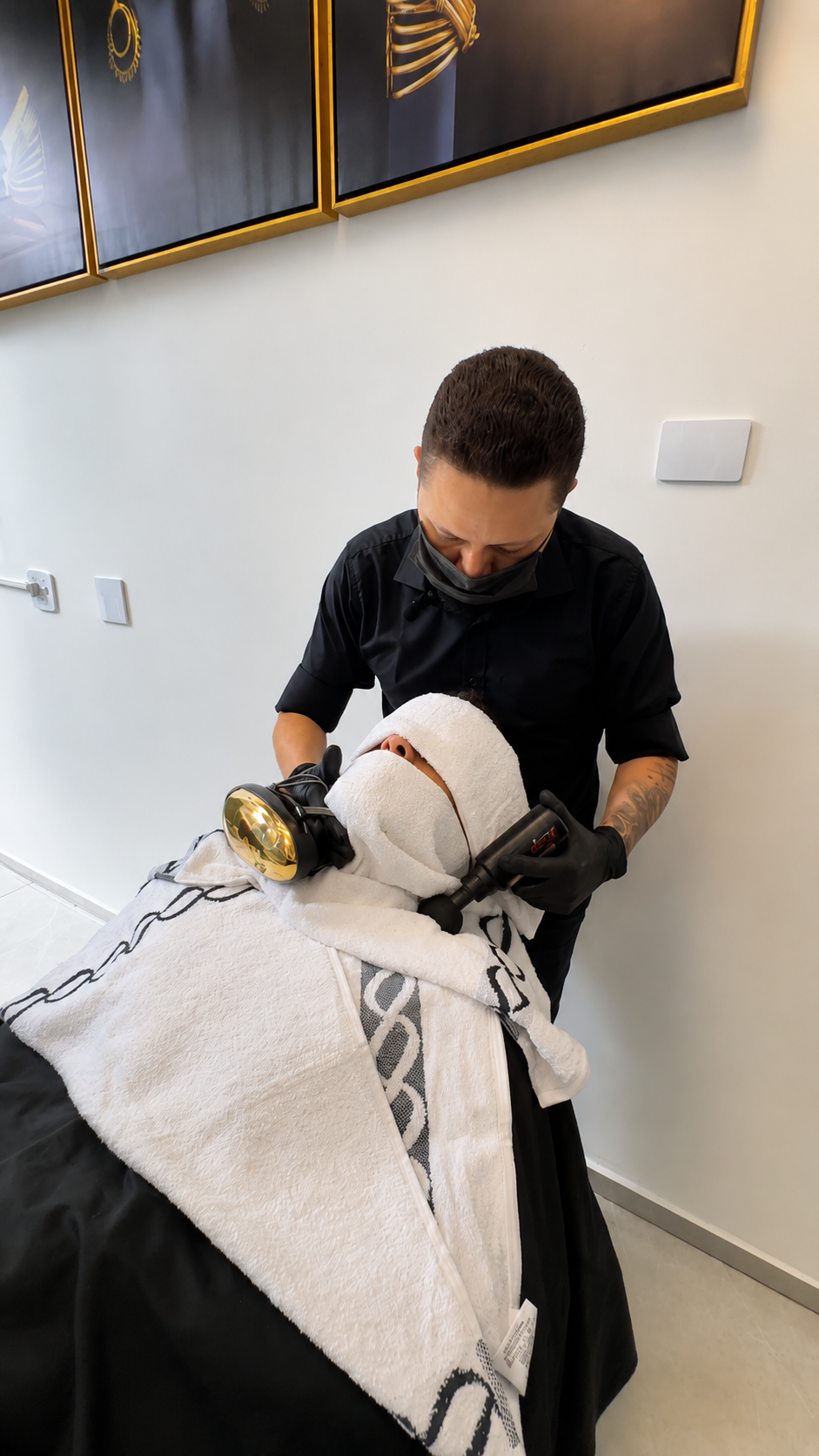 Massagem com Toalha Quente em Perdizes | Barbearia SL